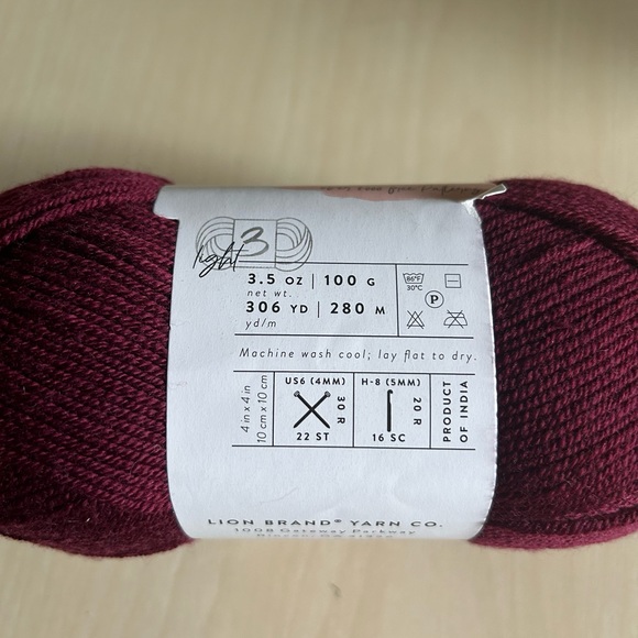 Handmade fingerless mittens - Picture 4 of 6